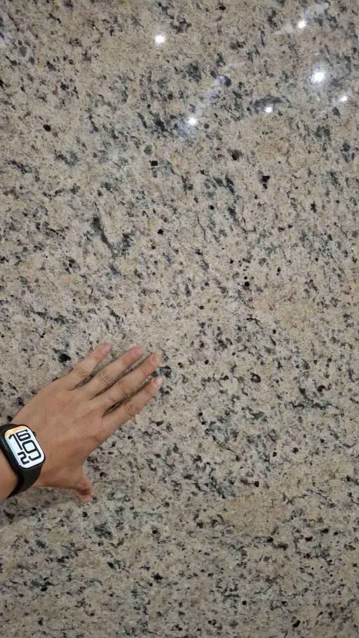 Granito amarelo icarai